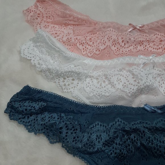 Set of 3 Lace Thong Underwear Size M - Picture 6 of 17